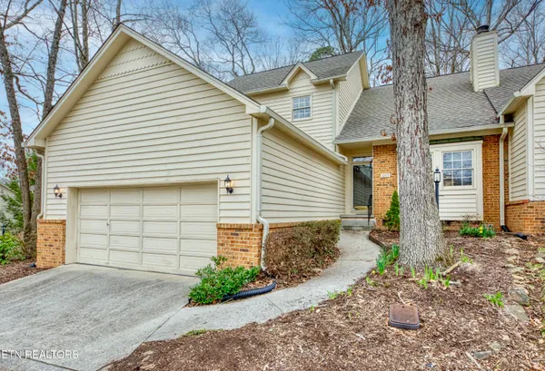 $429,000 | 1005 Glennshire Drive, Knoxville, TN 37923