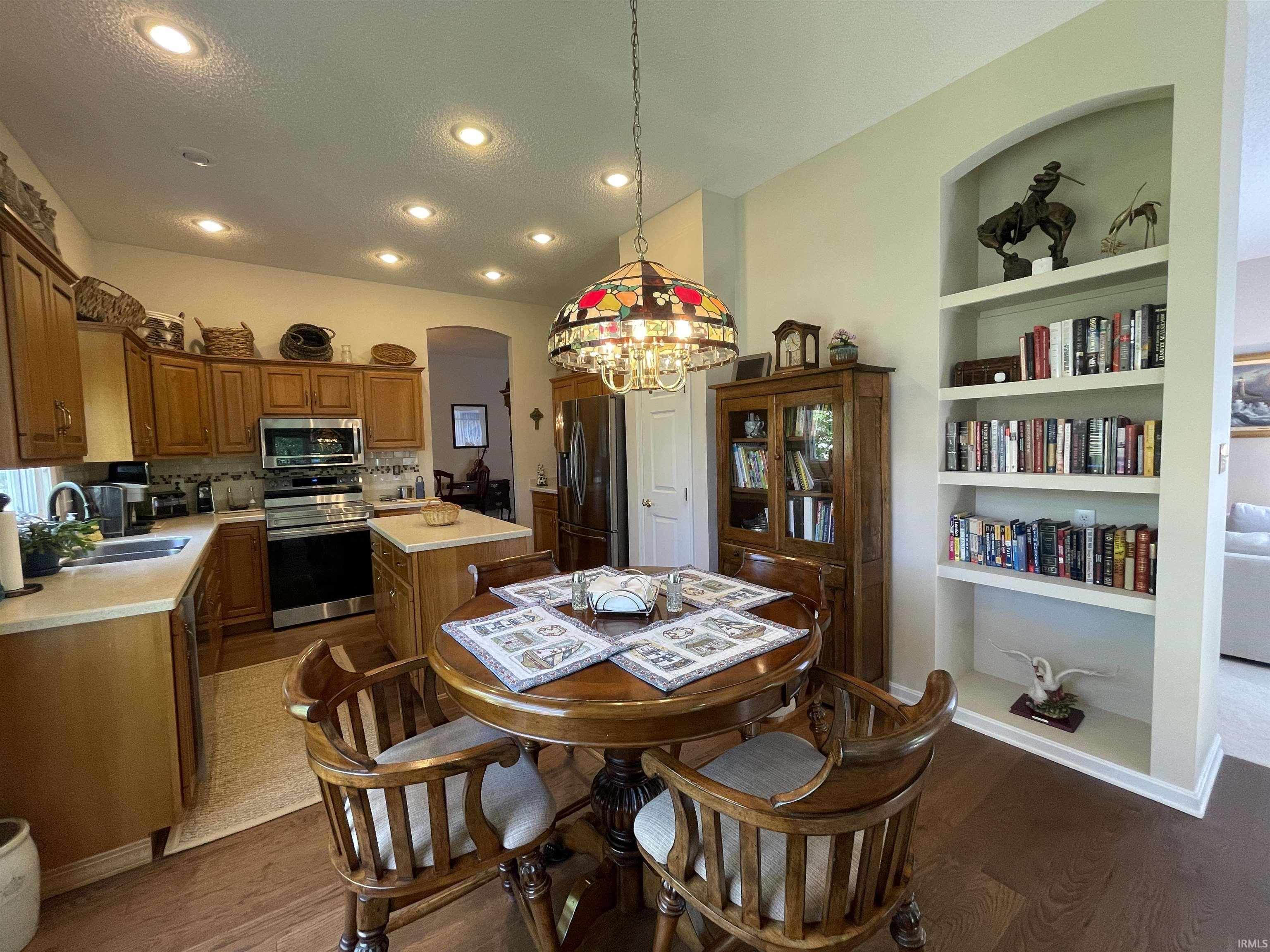 3810 East St Remy Drive Bloomington, IN 47401 - Photo 9 of 36 Gallery Image 9