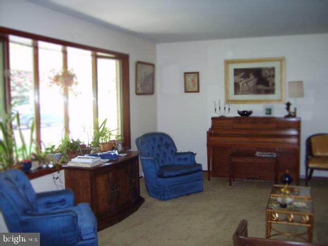 4007 Fargreen Road Harrisburg, PA 17110 - Photo 3 of 6 Gallery Image 3