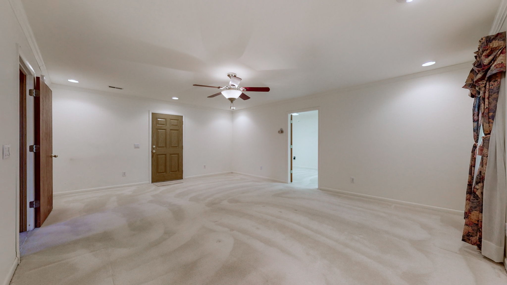 208 Edgebrook Road Goodlettsville, TN 37072 - Photo 21 of 43 Master suite with access to the back of the house