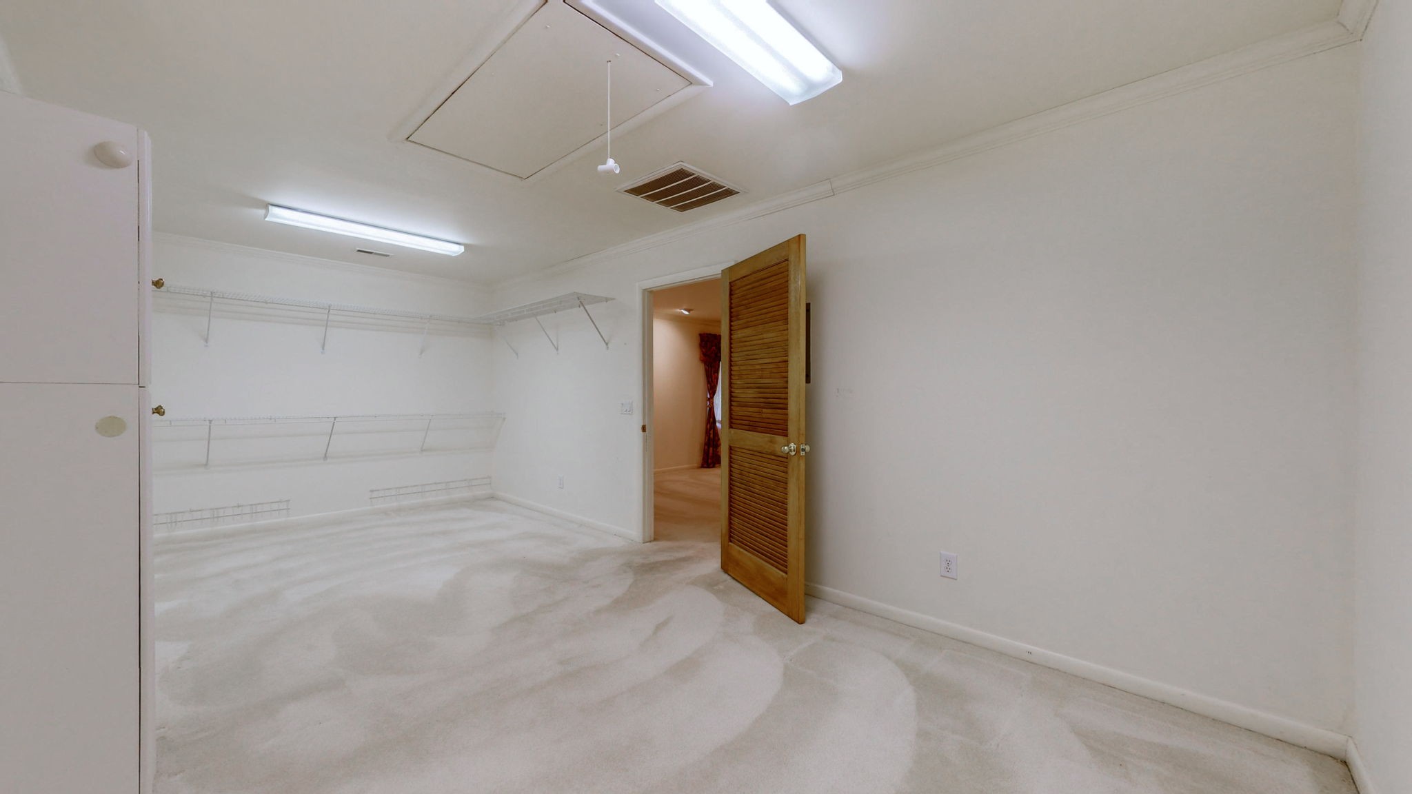 208 Edgebrook Road Goodlettsville, TN 37072 - Photo 23 of 43 huge master suite walking closet