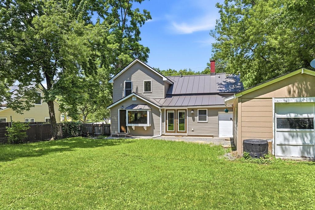 321 Mill Street Amherst, WI 54406 - Photo 9 of 40