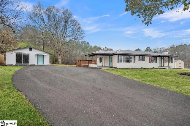 $330,000 | 502 McAlister Road, Williamston, SC 29697