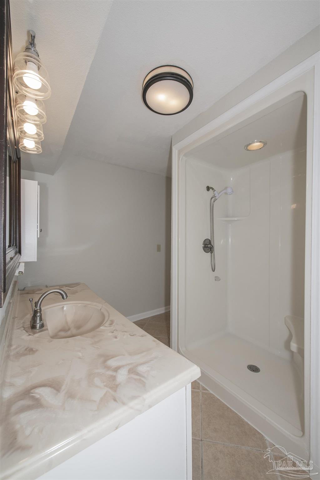 211 Berry Road Pensacola, FL 32507 - Photo 25 of 39