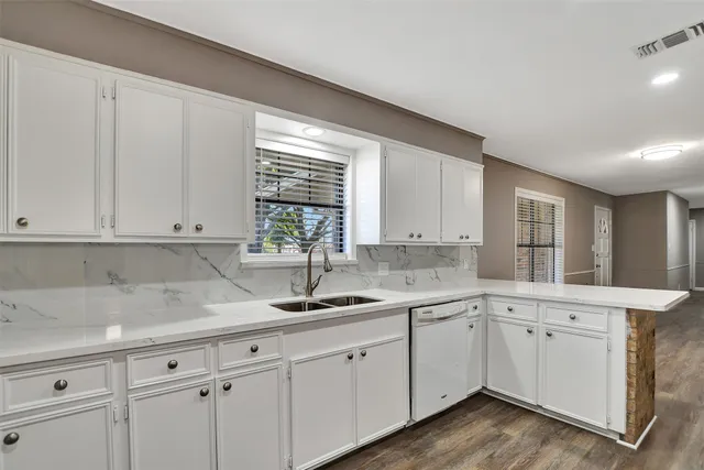 $399,000 | 1523 East Morris Street, Madisonville, TX 77864