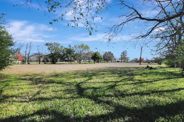 $399,000 | 1523 East Morris Street, Madisonville, TX 77864