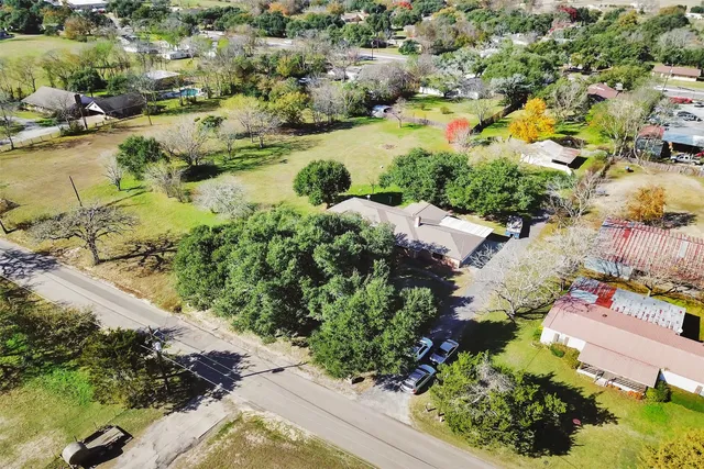 $399,000 | 1523 East Morris Street, Madisonville, TX 77864