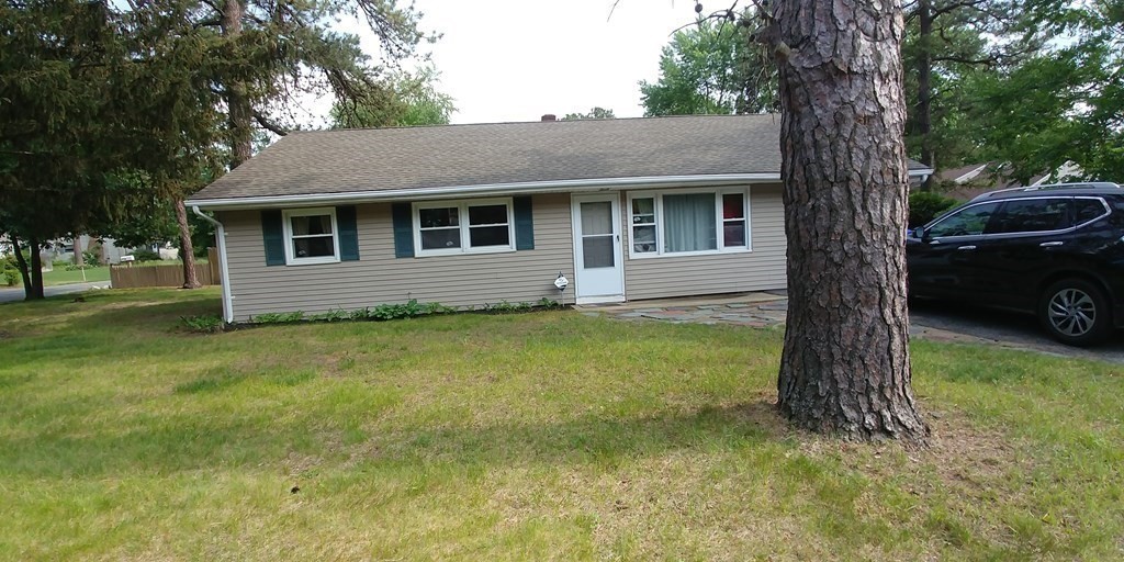 45 Emerald Road Springfield, MA 01119 - Photo 5 of 31