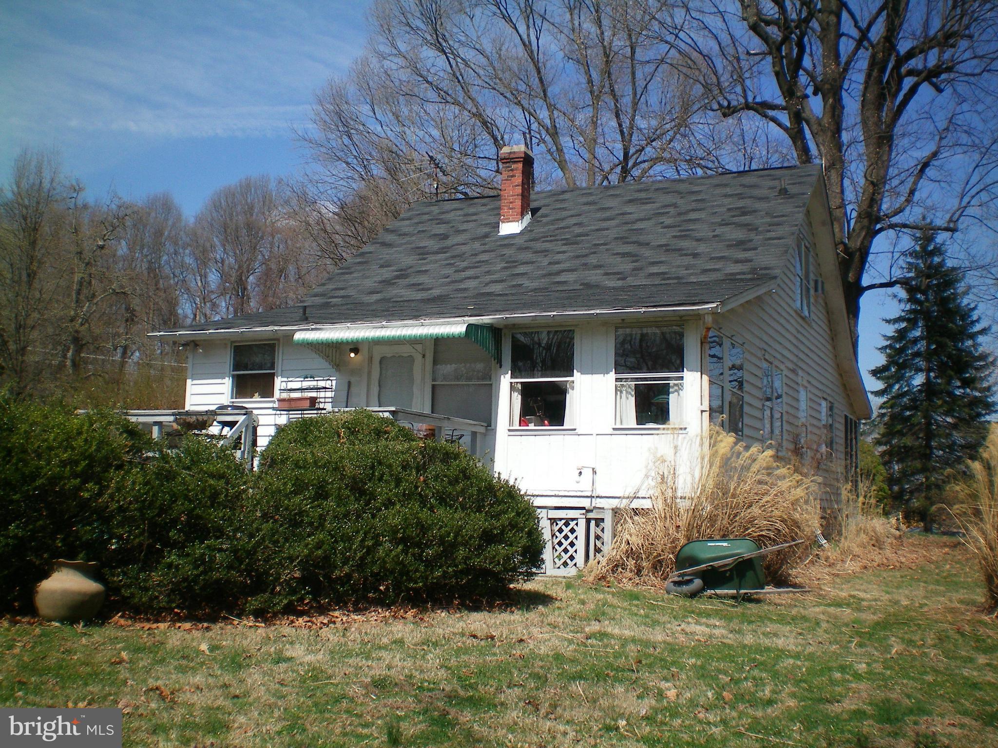 5085 Solomons Island Road Lothian, MD 20711 - Photo 22 of 23 Exterior (Rear)