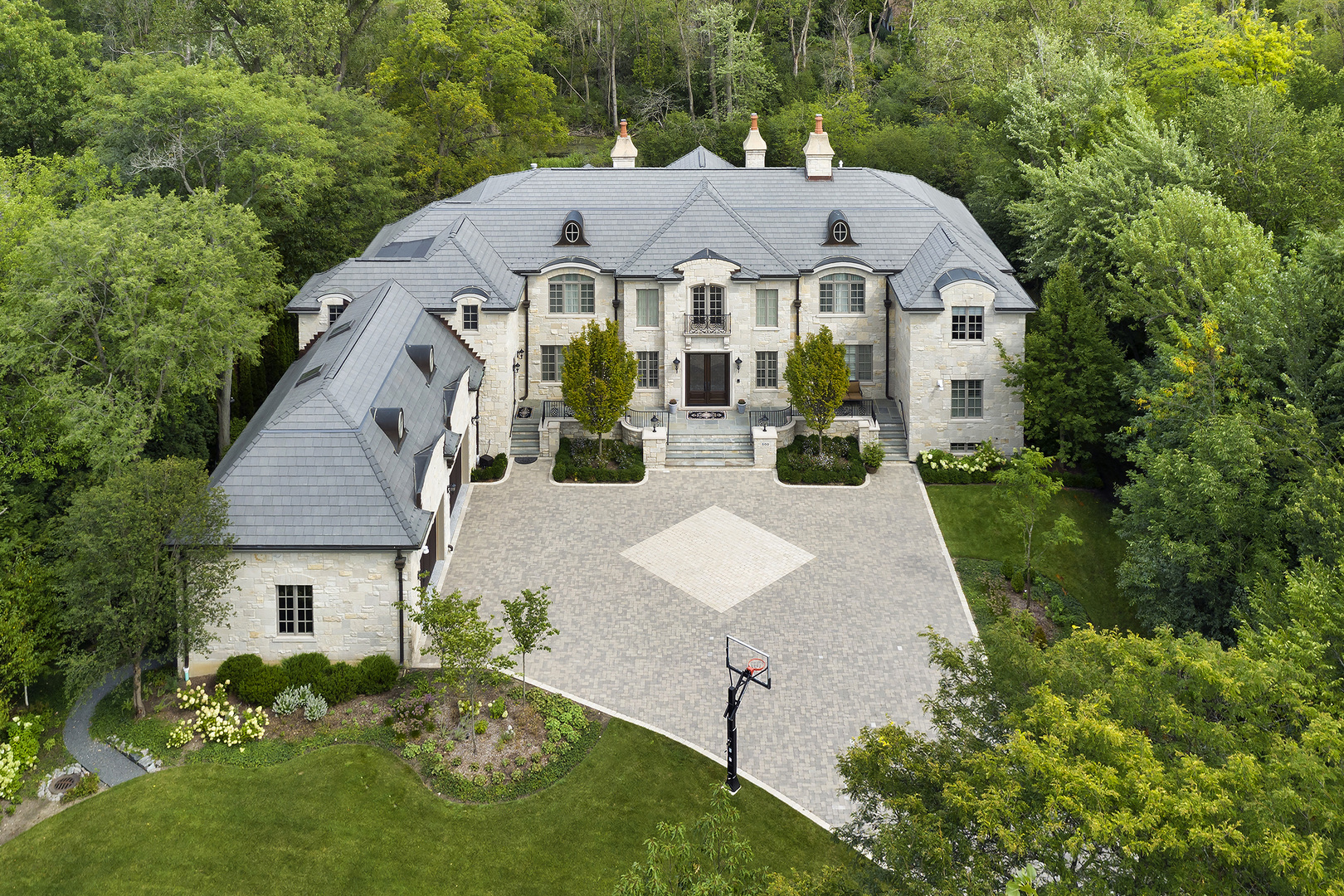 500 Voltz Road Northbrook, IL 60062 - Photo 1 of 35 a aerial view of a house with yard and green space