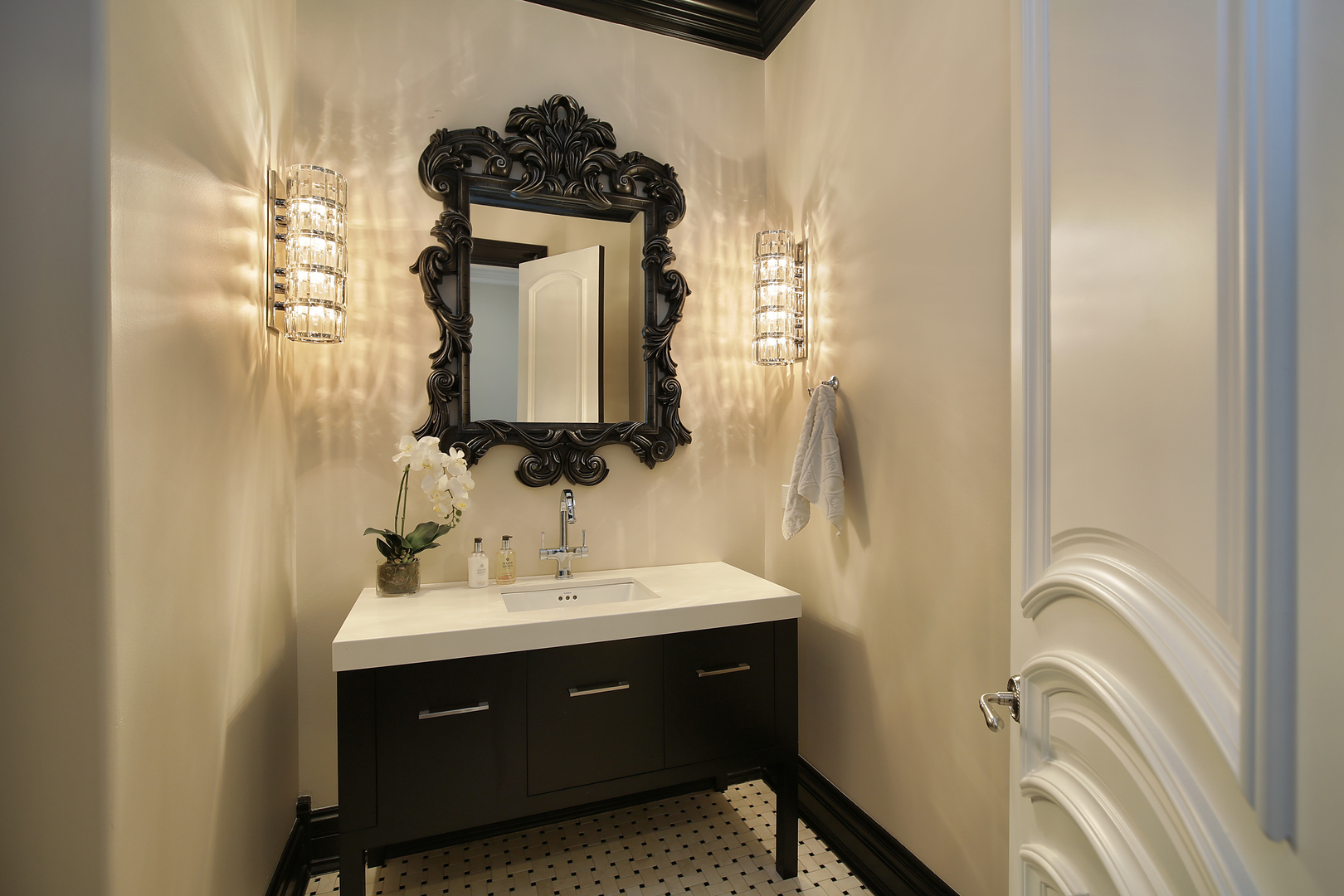 500 Voltz Road Northbrook, IL 60062 - Photo 11 of 35 a bathroom with a sink vanity and a mirror