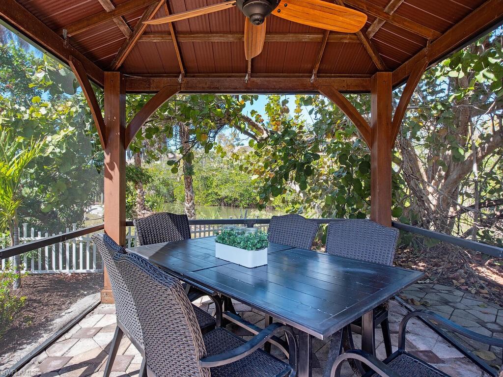 3165 Lakeview Drive Naples, FL 34112 - Photo 15 of 20