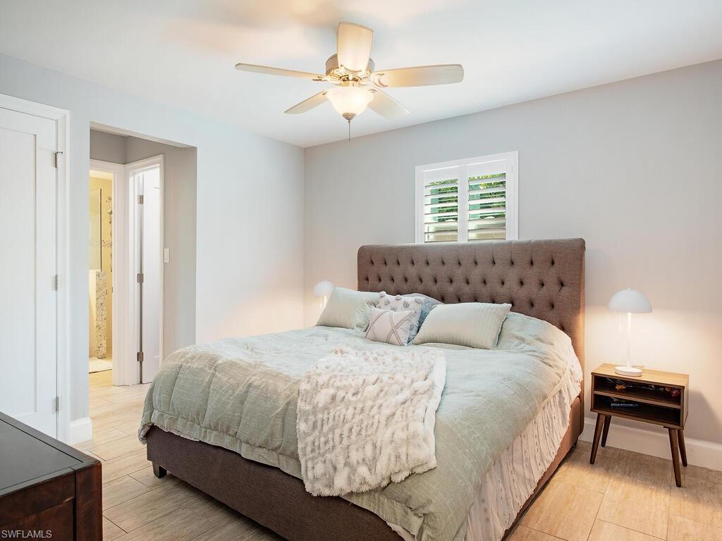 3165 Lakeview Drive Naples, FL 34112 - Photo 10 of 20