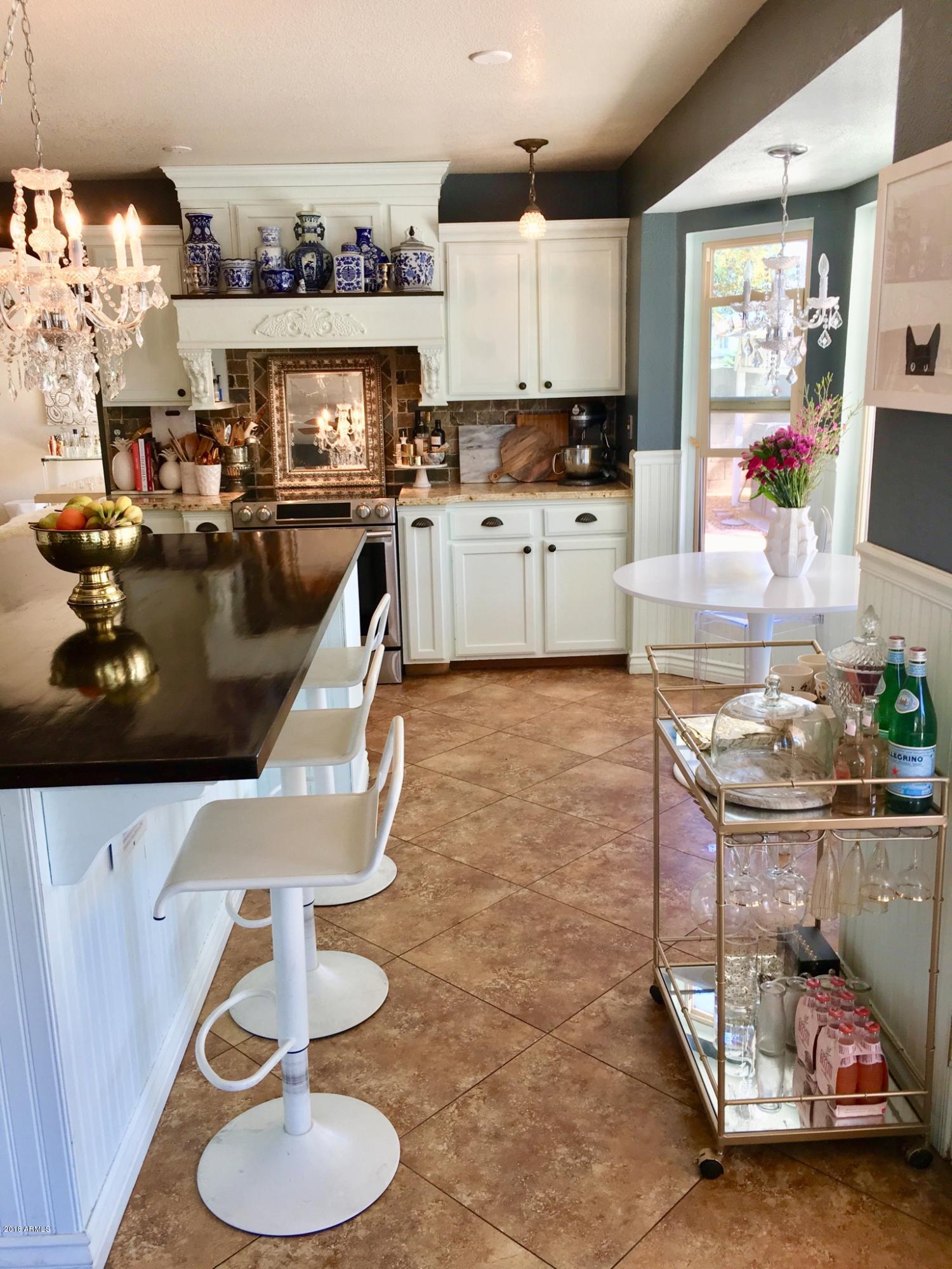 7755 West Calavar Road Peoria, AZ 85381 - Photo 15 of 31 B86EAD5A-7C8A-401E-B043-226421FEC6F8