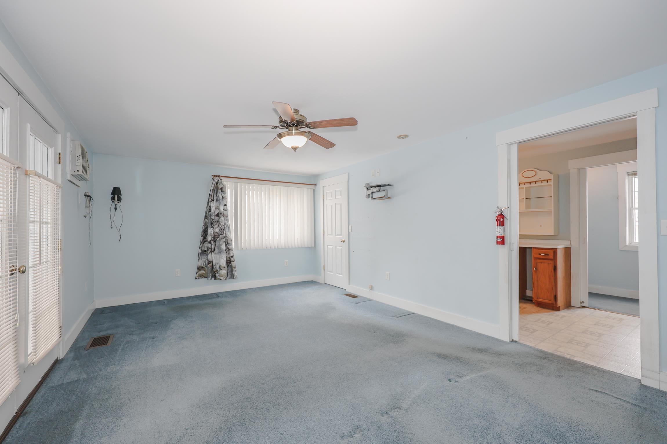 145 Candia Road Manchester, NH 03109 - Photo 18 of 44 Gallery Image 18