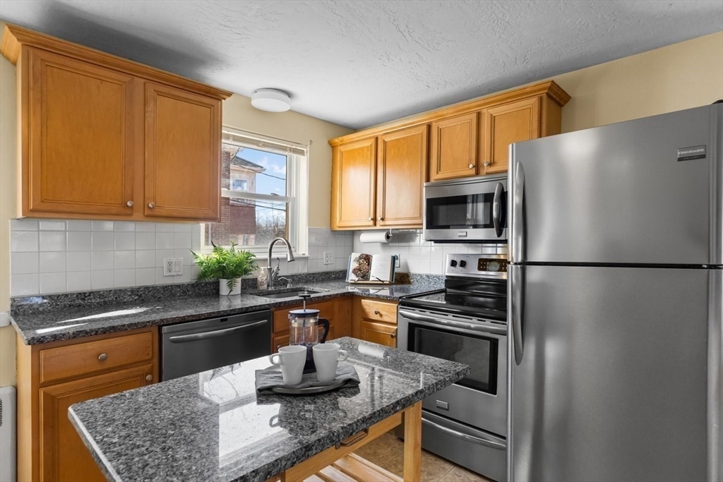 3 Amory Road, Unit 1 Waltham, MA 02453 - Photo 10 of 33 Gallery Image 10