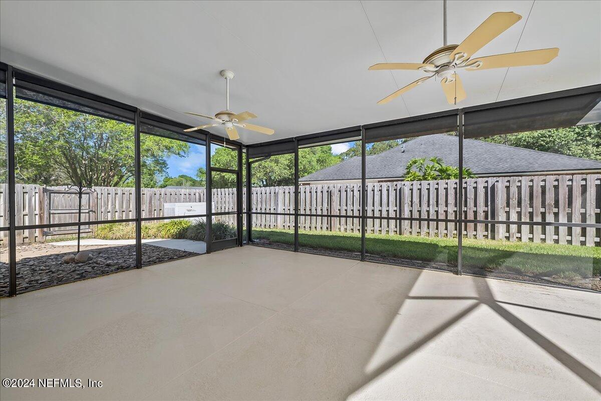 10285 Hamlet Glen Drive Jacksonville, FL 32221 - Photo 21 of 26 a view of a backyard