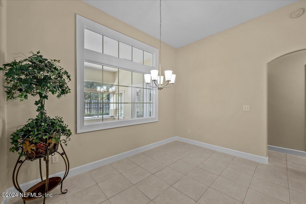 10285 Hamlet Glen Drive Jacksonville, FL 32221 - Photo 10 of 26 a view of livingroom with furniture