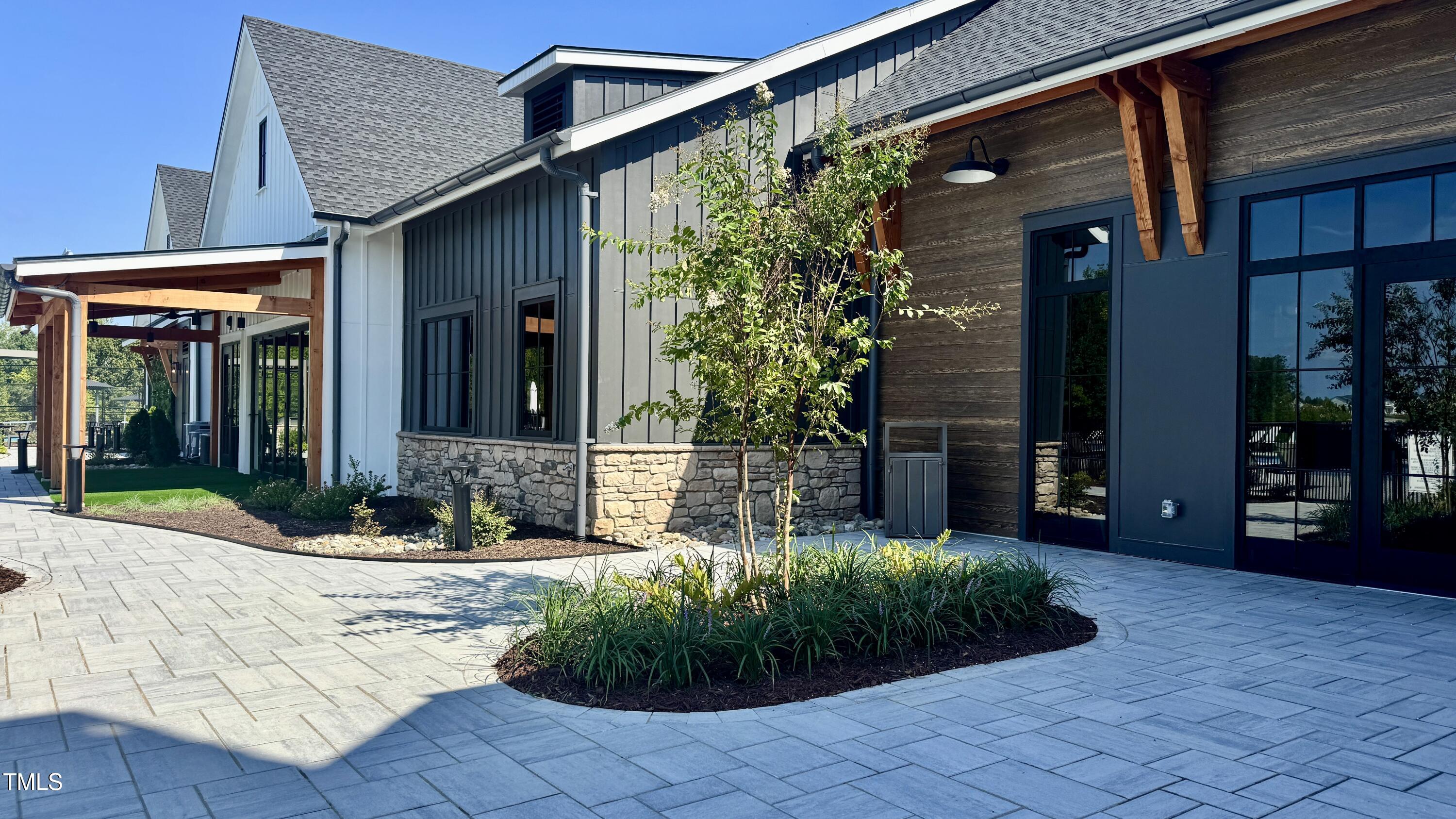 2400 Fleming Stone Lane, Unit 52 Raleigh, NC 27610 - Photo 29 of 38 Courtyard