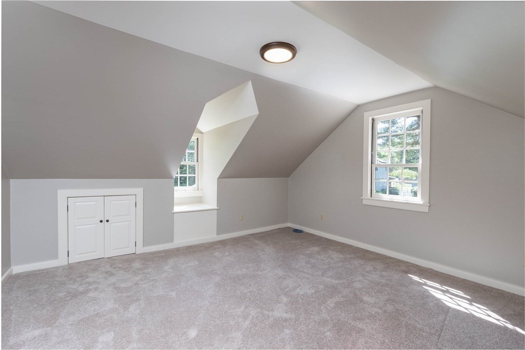 382 Podunk Road East Brookfield, MA 01515 - Photo 19 of 36