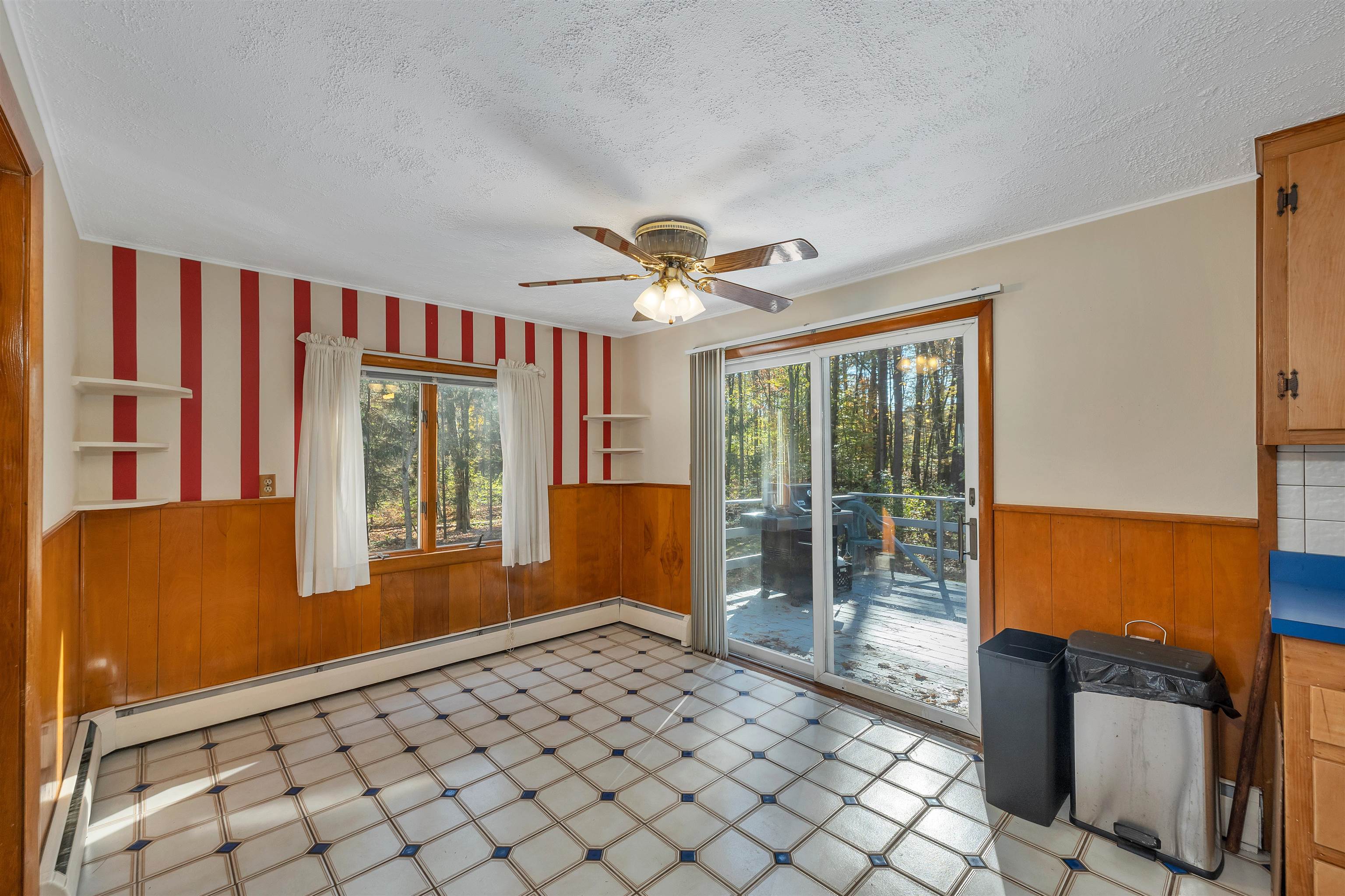 23 Bartlett Street Kingston, NH 03848 - Photo 24 of 40