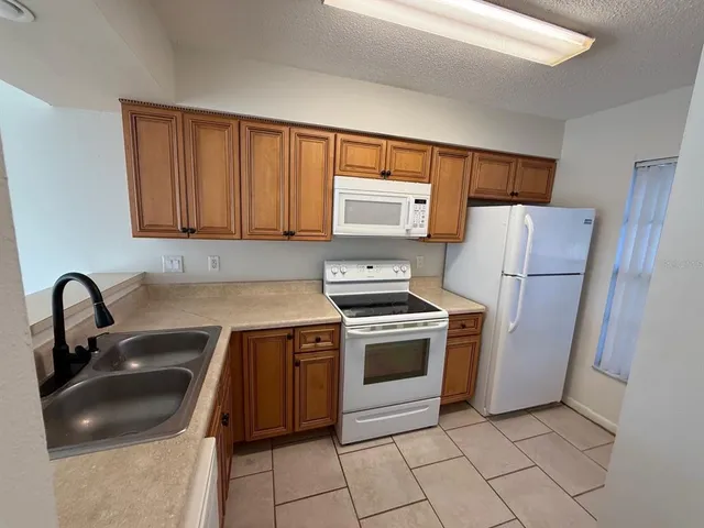 $1,250 | 6334 Spring Flower Drive, Unit 14, New Port Richey, FL 34653