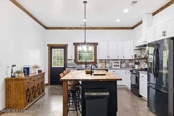 $489,900 | 14908 Denman Road, Byhalia, MS 38611