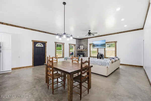 $489,900 | 14908 Denman Road, Byhalia, MS 38611