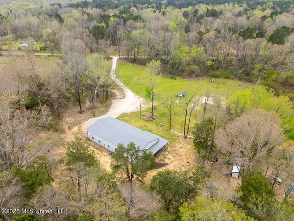 $489,900 | 14908 Denman Road, Byhalia, MS 38611