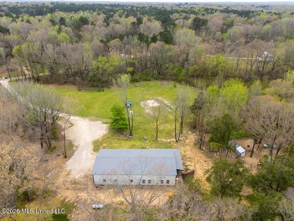 $489,900 | 14908 Denman Road, Byhalia, MS 38611