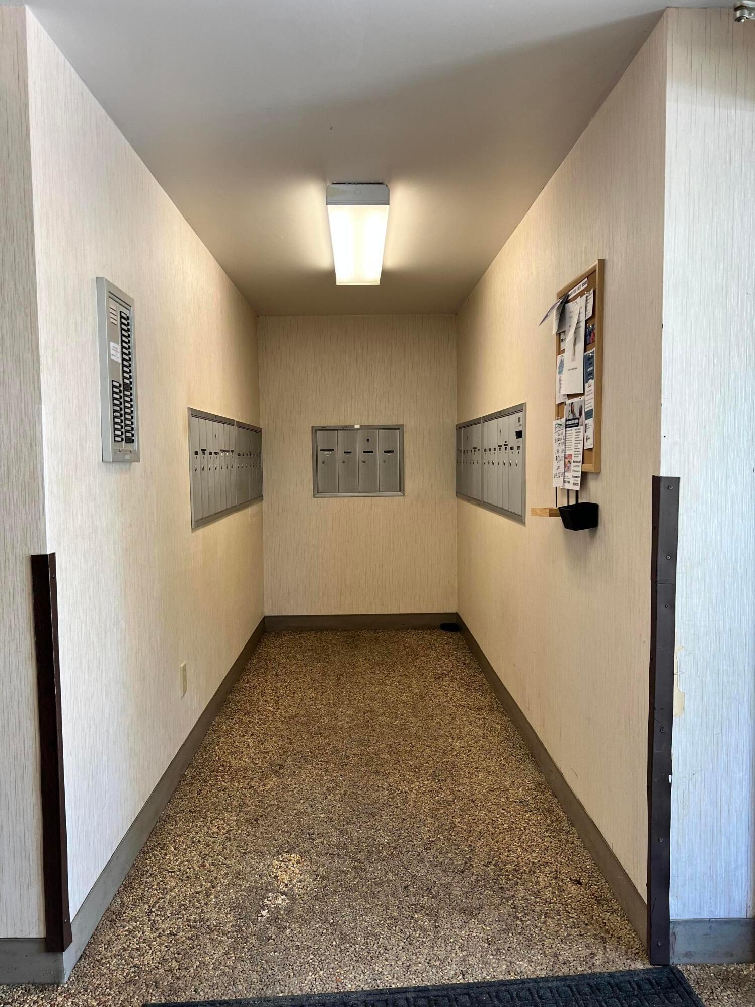 4141 Karl Road, Unit 309 Columbus, OH 43224 - Photo 3 of 27 Mailroom - located in the entrance