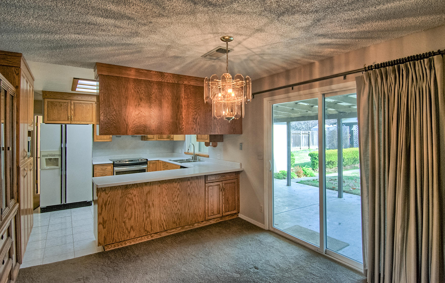 6867 Reflection Street Redding, CA 96001 - Photo 12 of 33 reflection-108