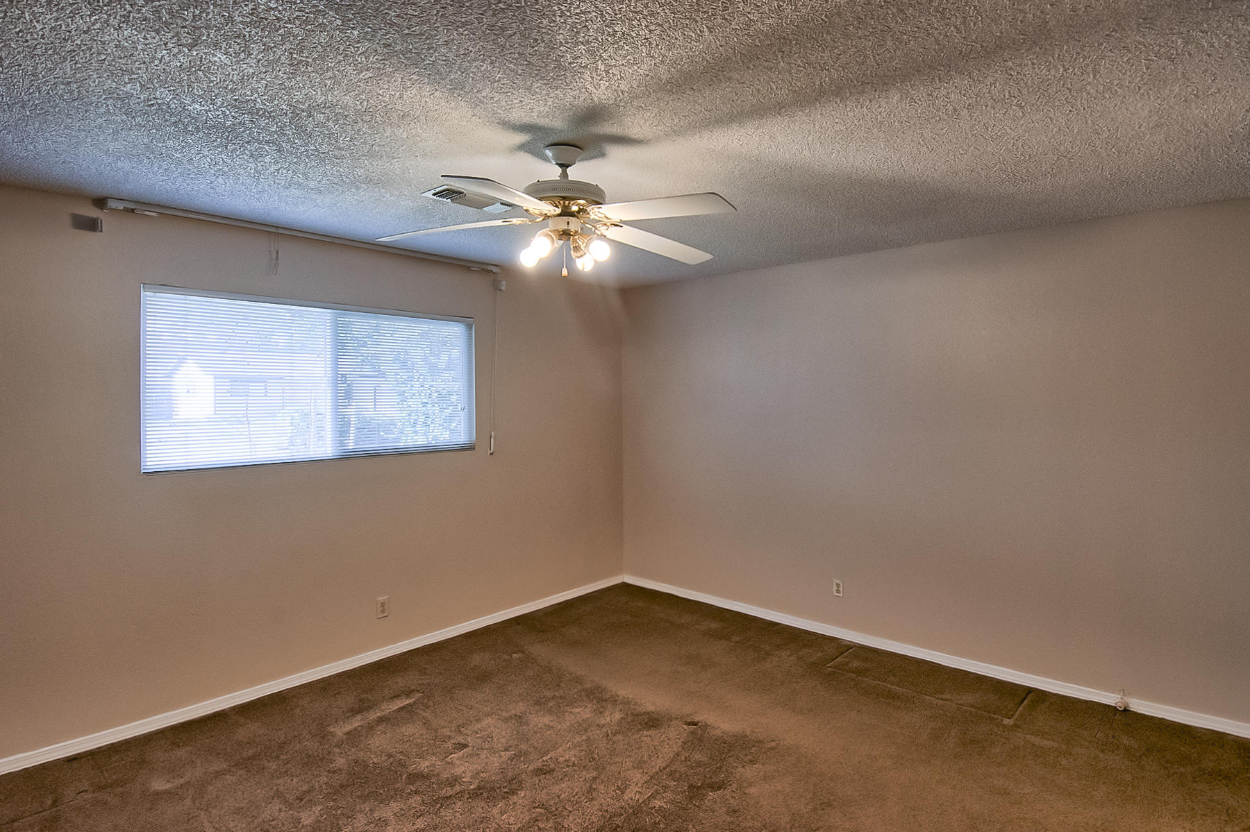 6867 Reflection Street Redding, CA 96001 - Photo 21 of 33 reflection-117