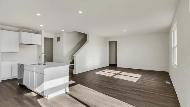 $524,990 | 14801 South Greenbriar Drive, Plainfield, IL 60544