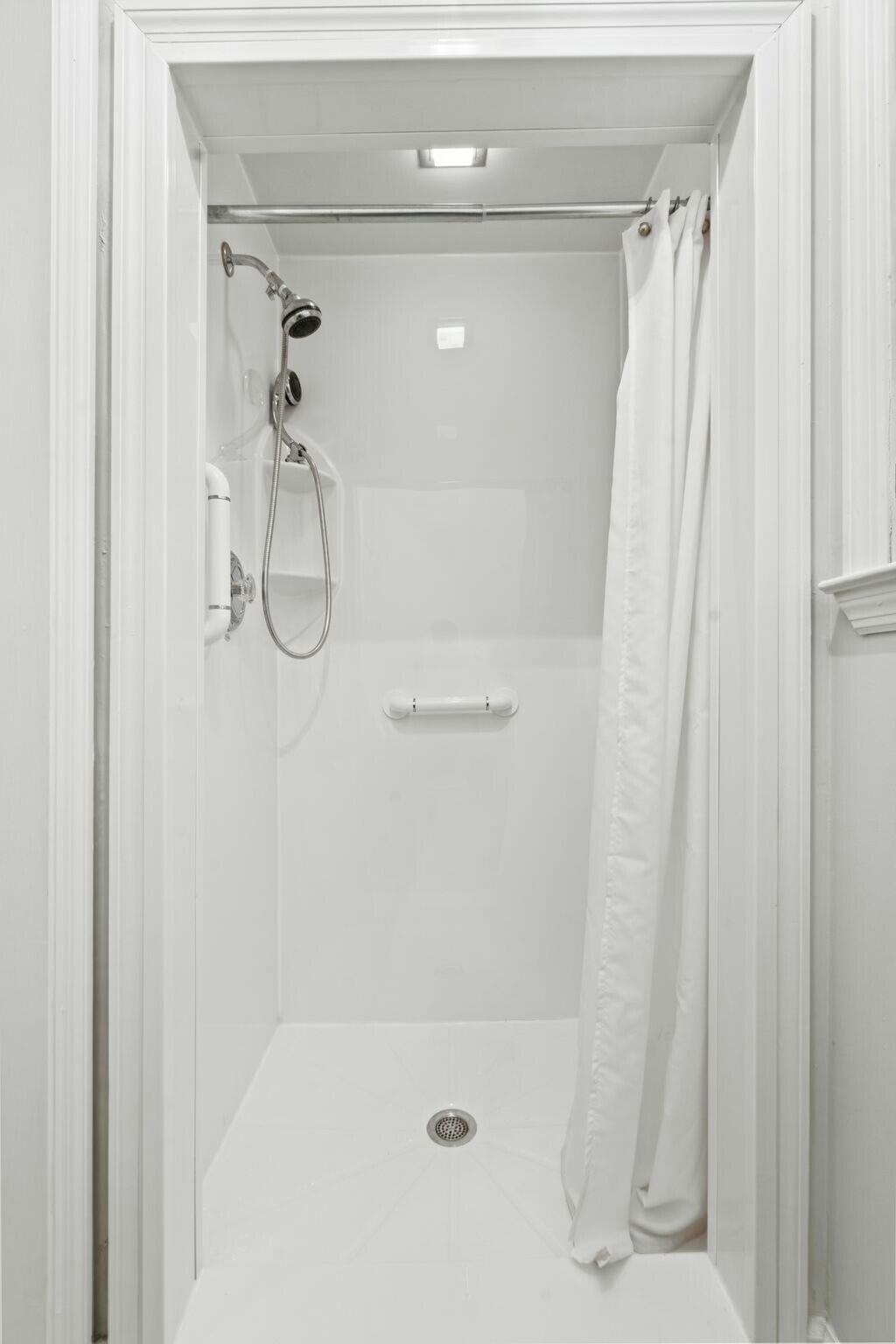 249 Ridge Road Mount Sterling, KY 40353 - Photo 15 of 21 First Floor Bath