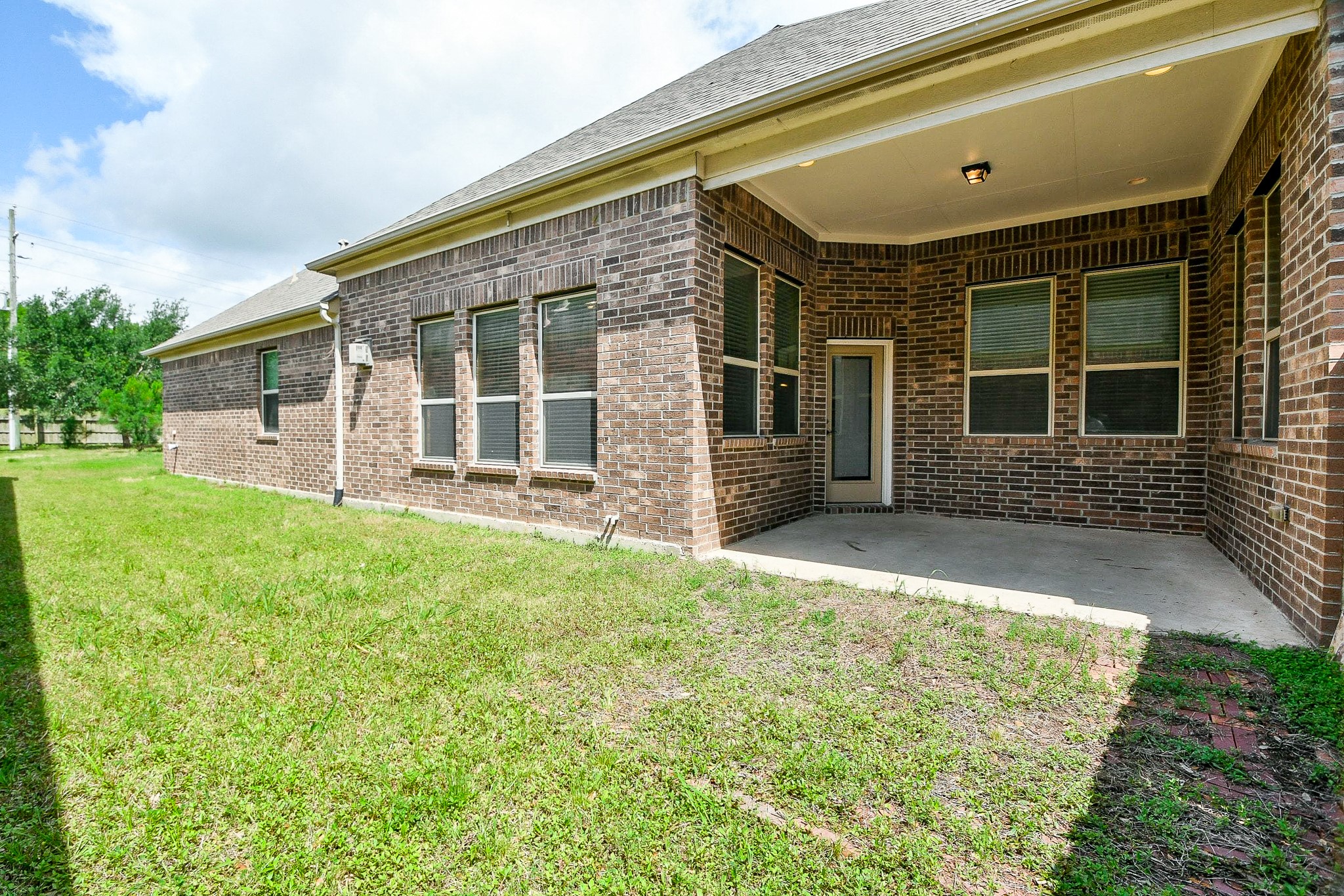 1619 Ralston Branch Way Sugar Land, TX 77479 - Photo 18 of 20 front view of a house with a yard
