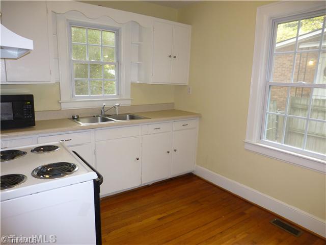 1905 Independence Road Greensboro, NC 27408 - Photo 4 of 12 Kitchen.