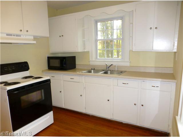 1905 Independence Road Greensboro, NC 27408 - Photo 5 of 12 Kitchen.