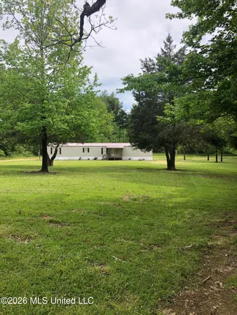 $189,000 | 1011 Lake Drive, Raymond, MS 39154