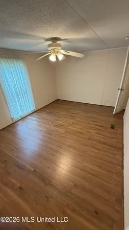 $189,000 | 1011 Lake Drive, Raymond, MS 39154
