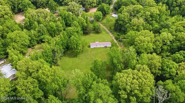 $189,000 | 1011 Lake Drive, Raymond, MS 39154