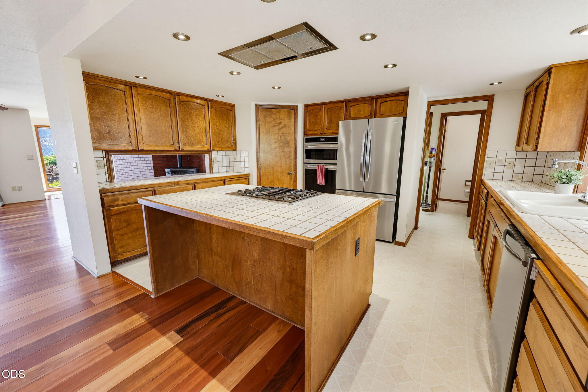 174 Hummingbird Lane Talent, OR 97540 - Photo 15 of 101
