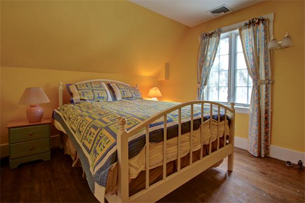 18 Sheffield Road Winchester, MA 01890 - Photo 23 of 30