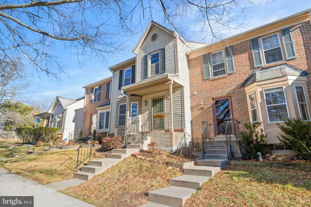 $599,999 | 9436 William Kirk Lane, Burke, VA 22015