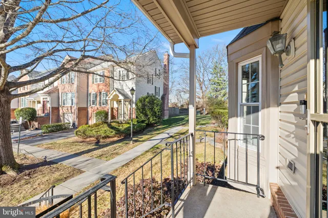 $599,999 | 9436 William Kirk Lane, Burke, VA 22015