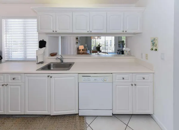 $2,400 | 353 Highway 1, Unit F306, Jupiter, FL 33477