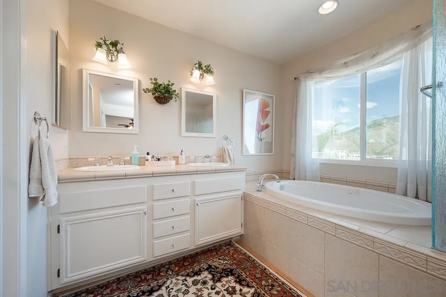 2073 Pointe Parkway Spring Valley, CA 91978 - Photo 17 of 25 Gallery Image 17