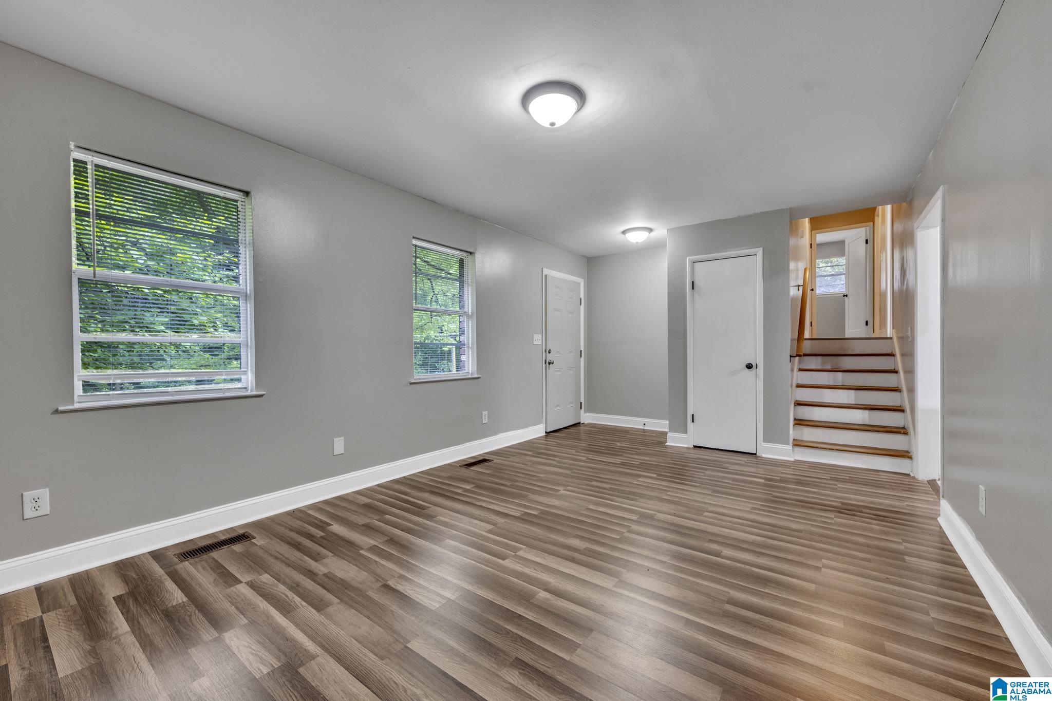 729 North Pine Hill Road Birmingham, AL 35217 - Photo 9 of 22