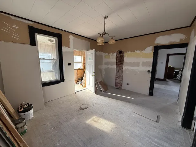 $47,000 | 120 South Charles Street, Lenzburg, IL 62255