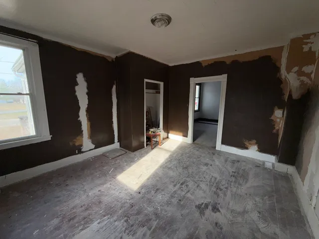 $47,000 | 120 South Charles Street, Lenzburg, IL 62255